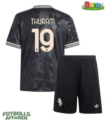 Juventus Khephren Thuram #19 Tredjeställ Barn 2025-26 Kortärmad (+ Korta byxor)